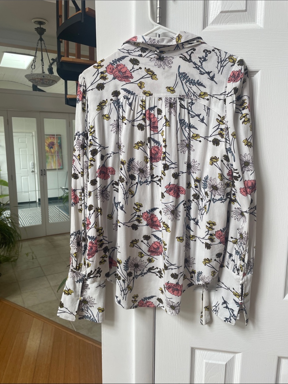 Lightweight Floral Button-Front Blouse by Blu Pepper - Picture 2 of 6